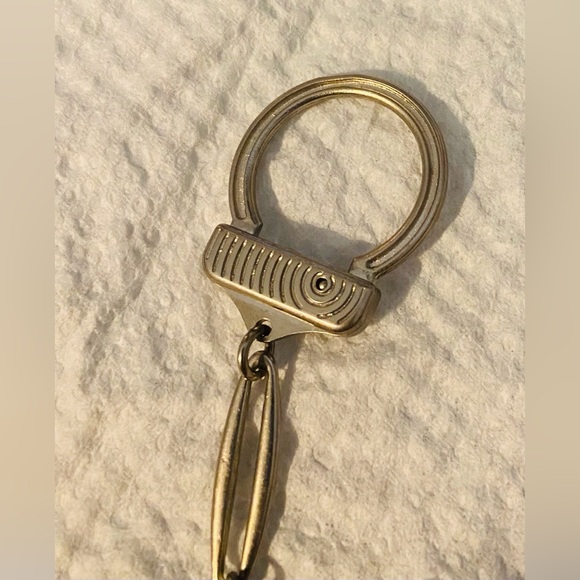 Vintage Souvenir Keychain from the Toledo Cathedral in Toledo, Spain - Picture 5 of 7